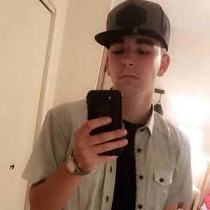 Meet your Posher, Aydan