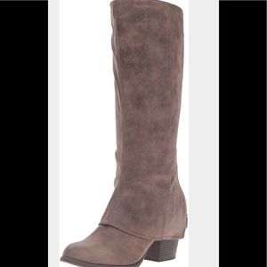 Lundy knee high boots