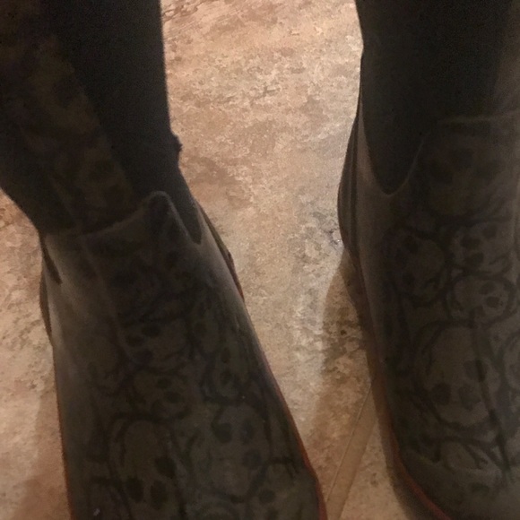 SOLD - Picture 3 of 5