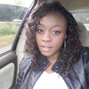 Meet your Posher, Kendra