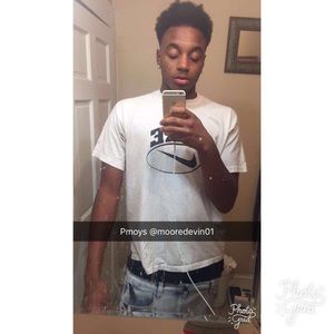 Meet your Posher, Devin