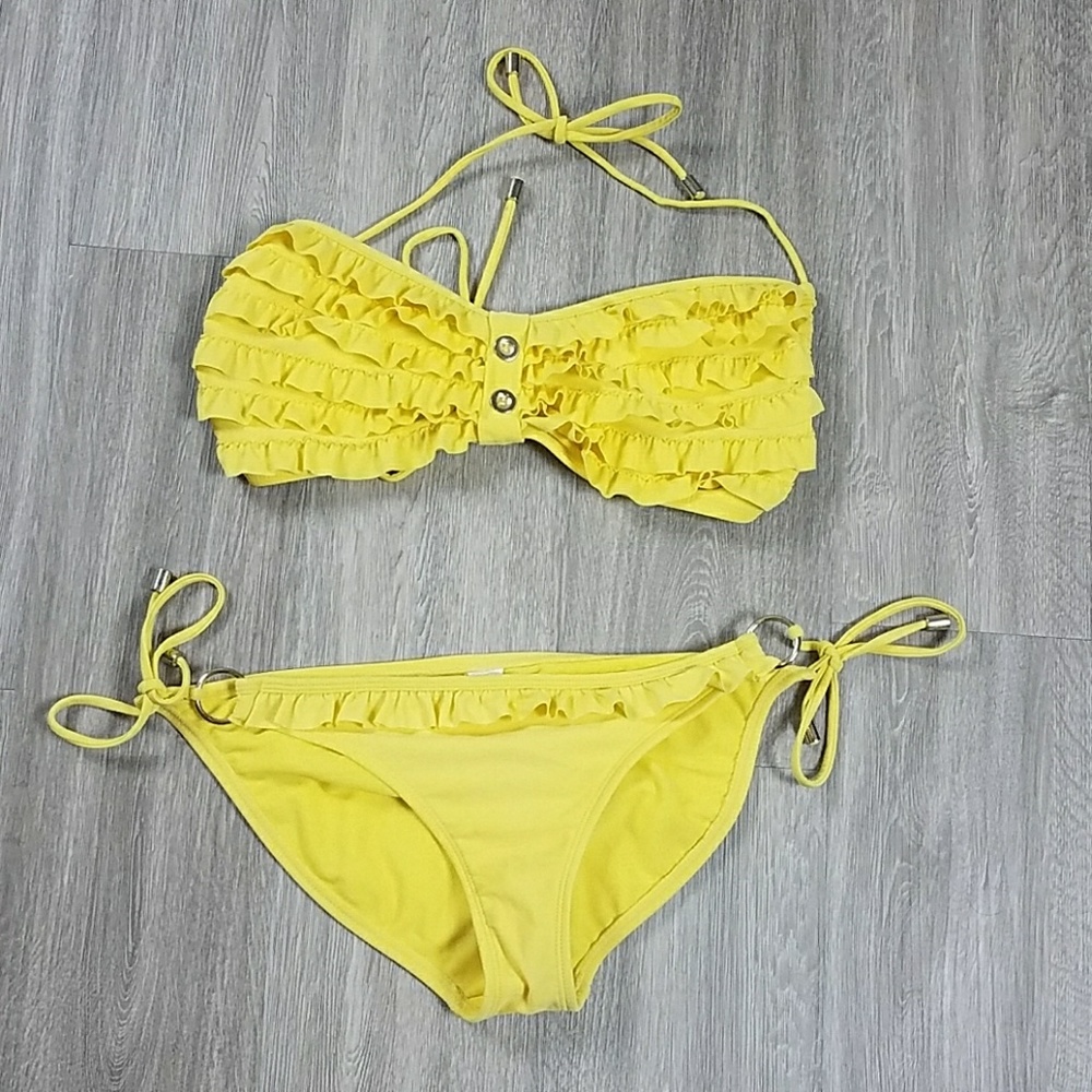 Yellow ruffle bikini