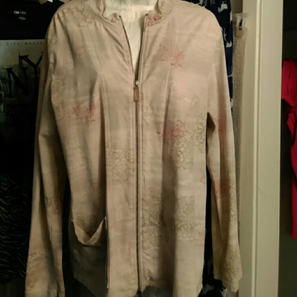 Plus size zip jacket - Picture 4 of 6