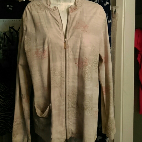 Plus size zip jacket - Picture 4 of 6