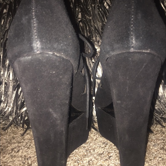 Unique Black wedges! - Picture 3 of 3