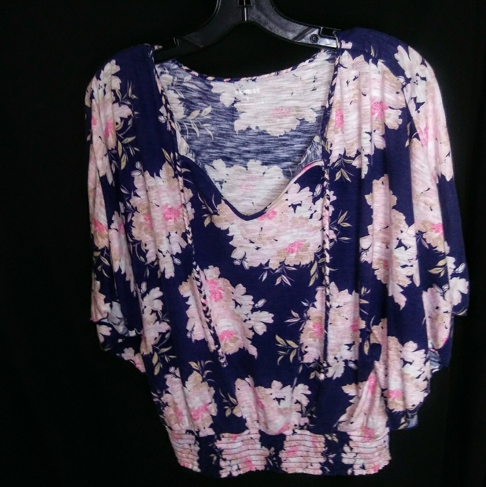Floral print cute top