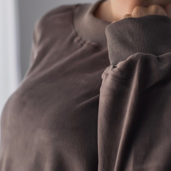 Lace Up Velour Sweatshirt - Picture 4 of 8