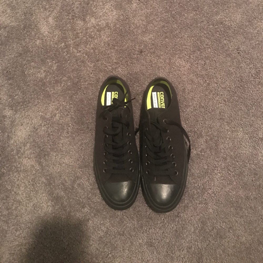 All black chuck Taylor  Converse