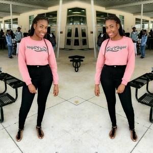 Meet your Posher, Diana