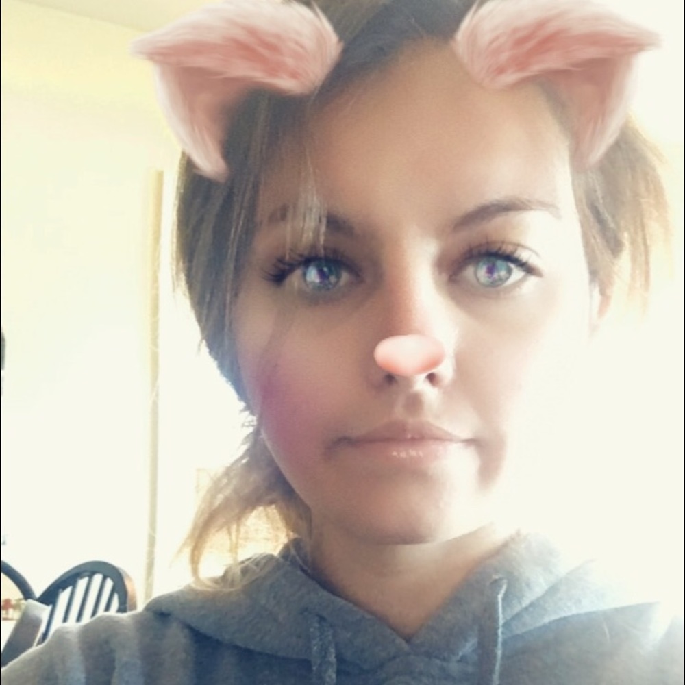 Meet your Posher, Lyndsey