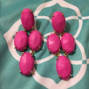 Kendra Scott magenta earrings