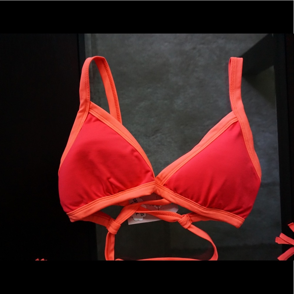 NC bikini swimwear