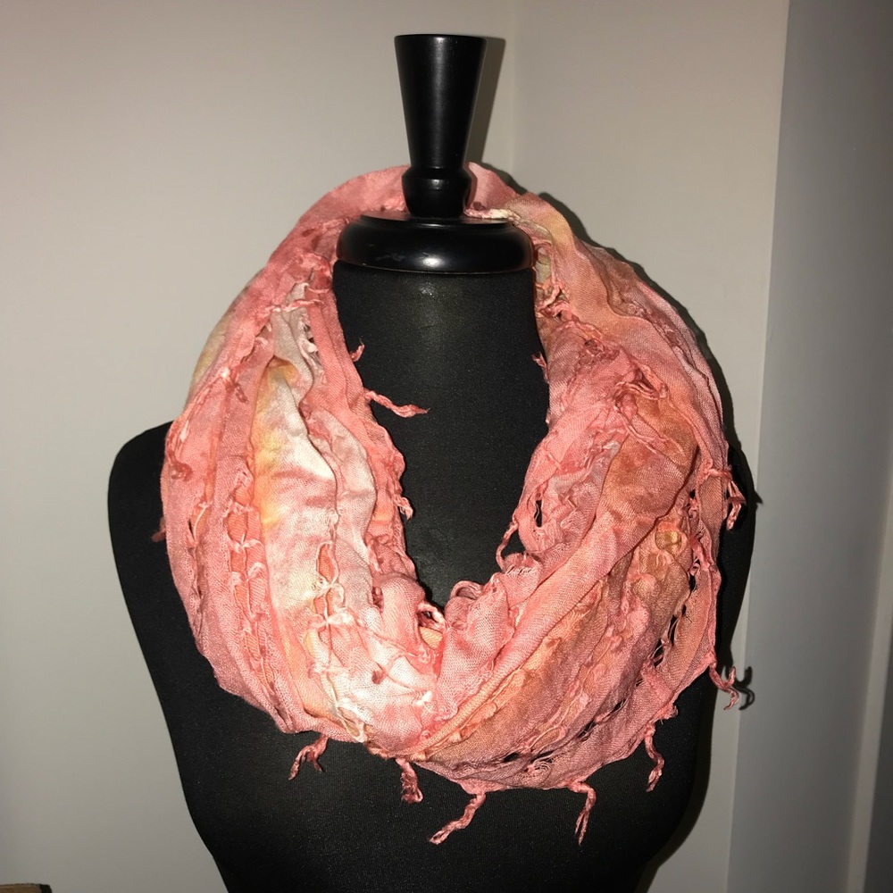 BDG Peach & White Scarf
