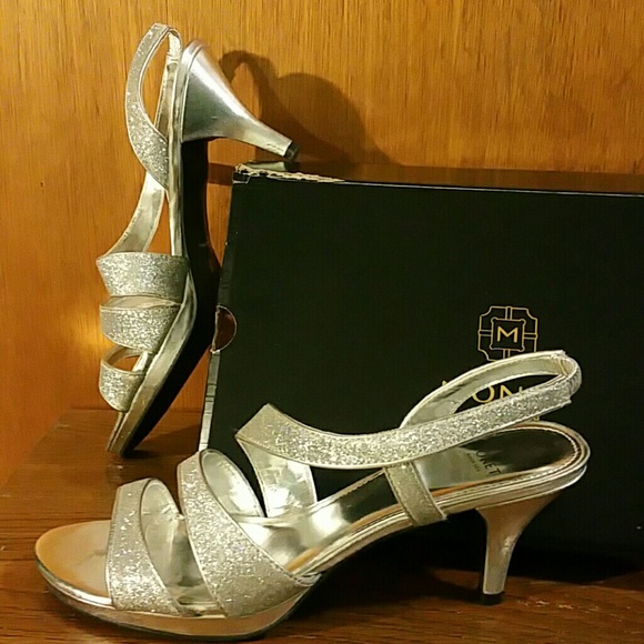 Silver Monet Heels - Picture 2 of 6
