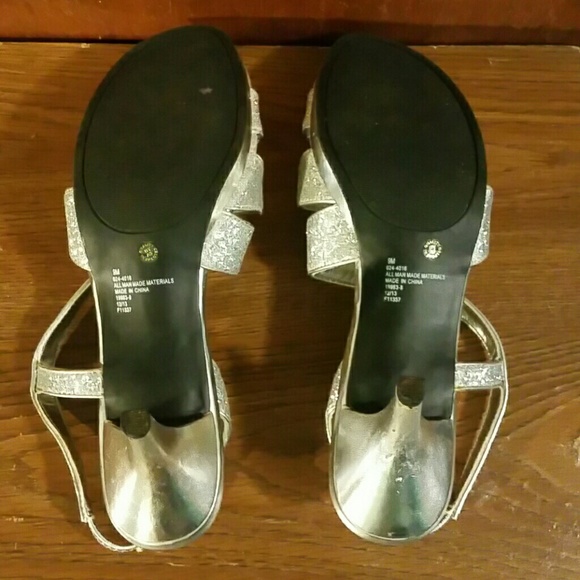 Silver Monet Heels - Picture 5 of 6