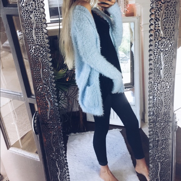 β« ΞΞW β» Pastel Travelers Plush Cardigan - Picture 5 of 6