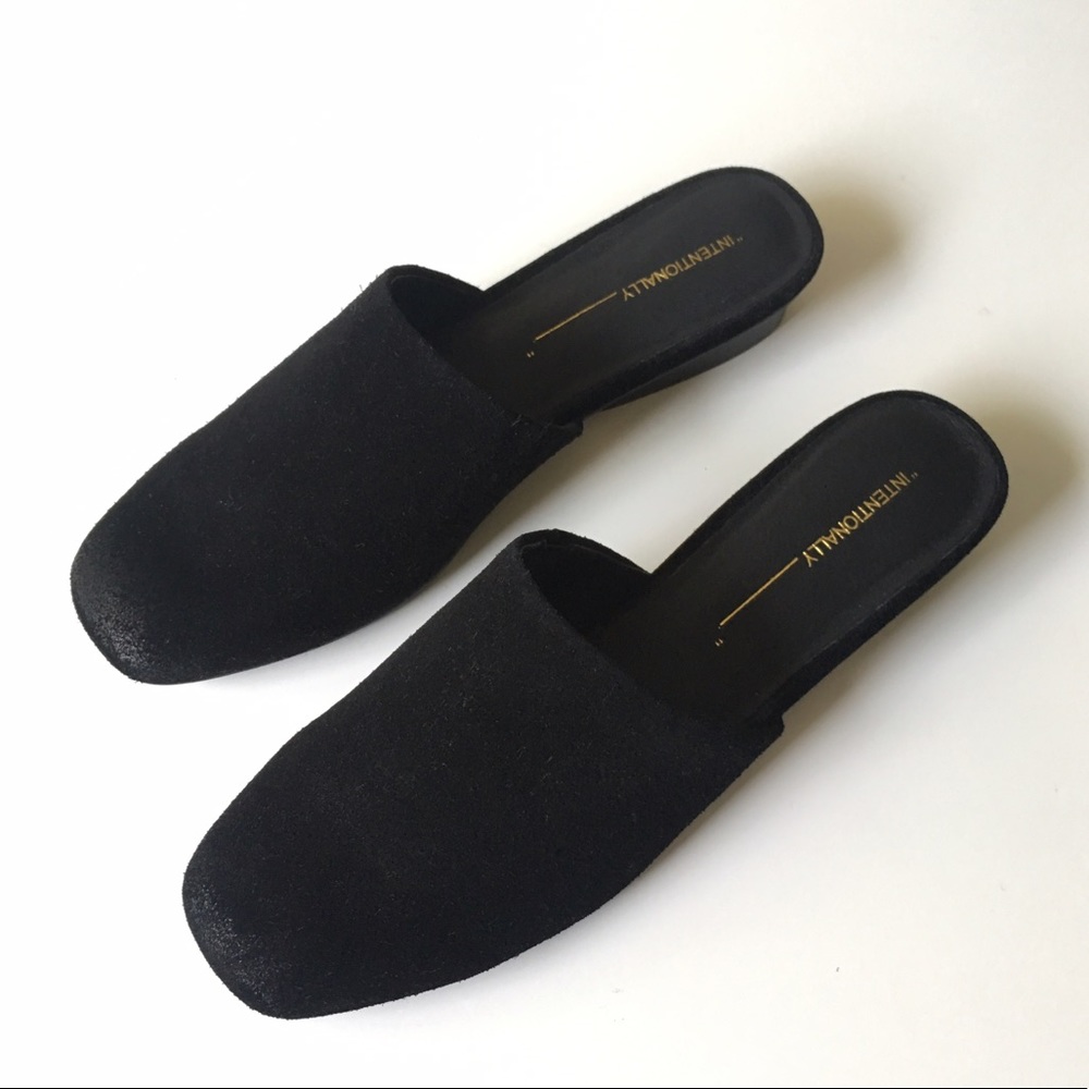 Intentionally Blank "Touch" Flats