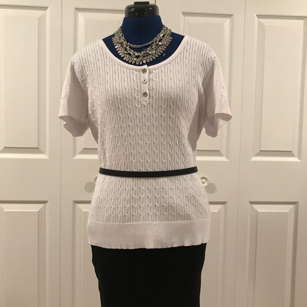 NWT Chaps white knit top