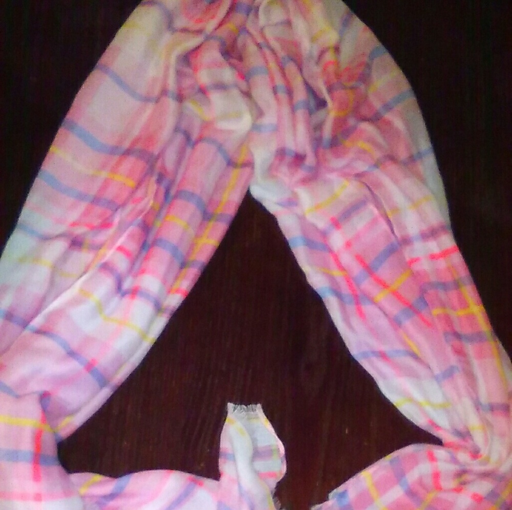 Scarf - Picture 2 of 2