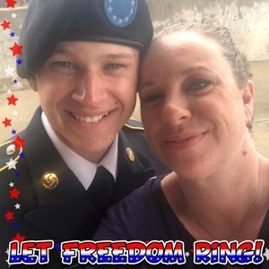 Meet your Posher, Felicia