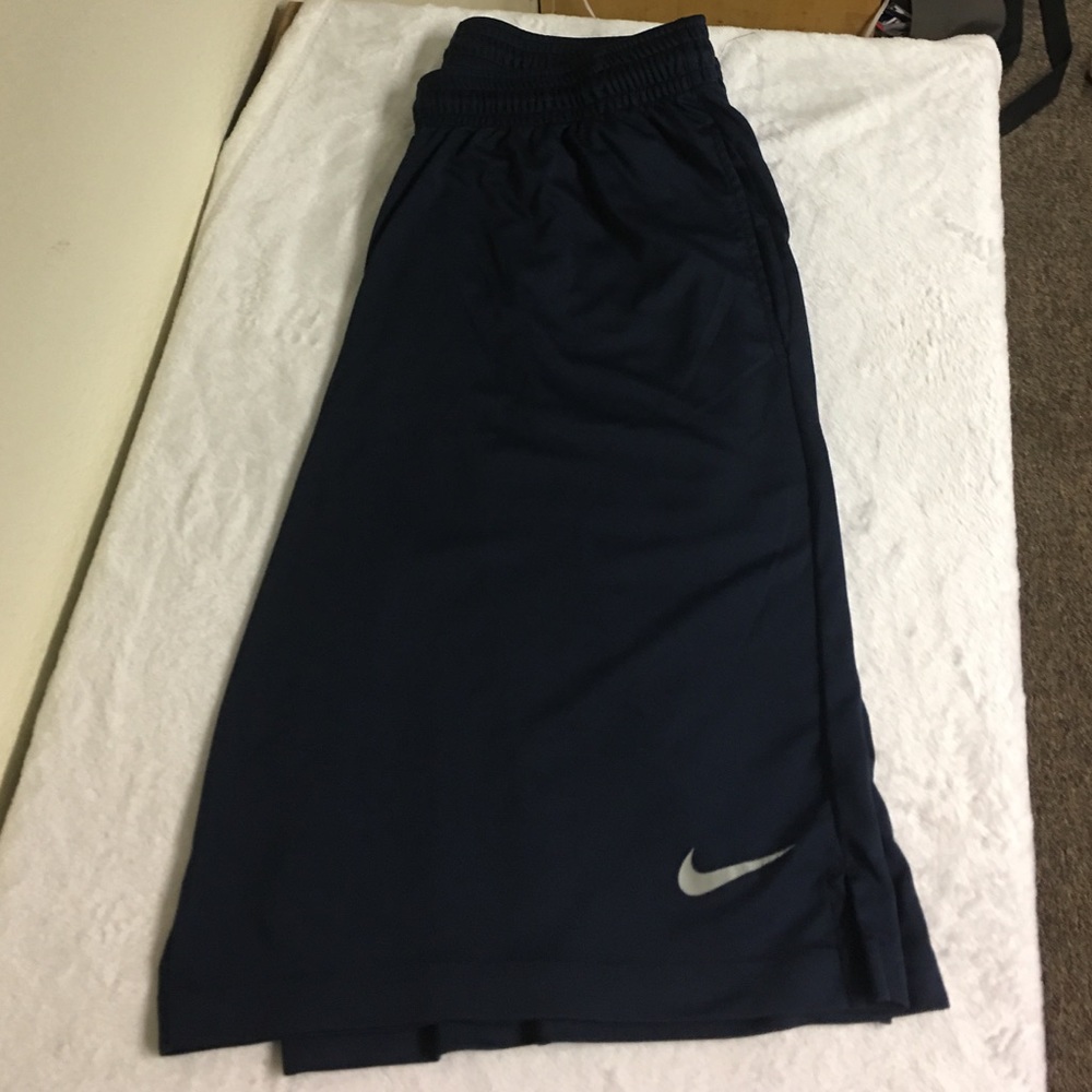 NIKE MENS NAVY BLUE BASKETBALL SHORTS XL