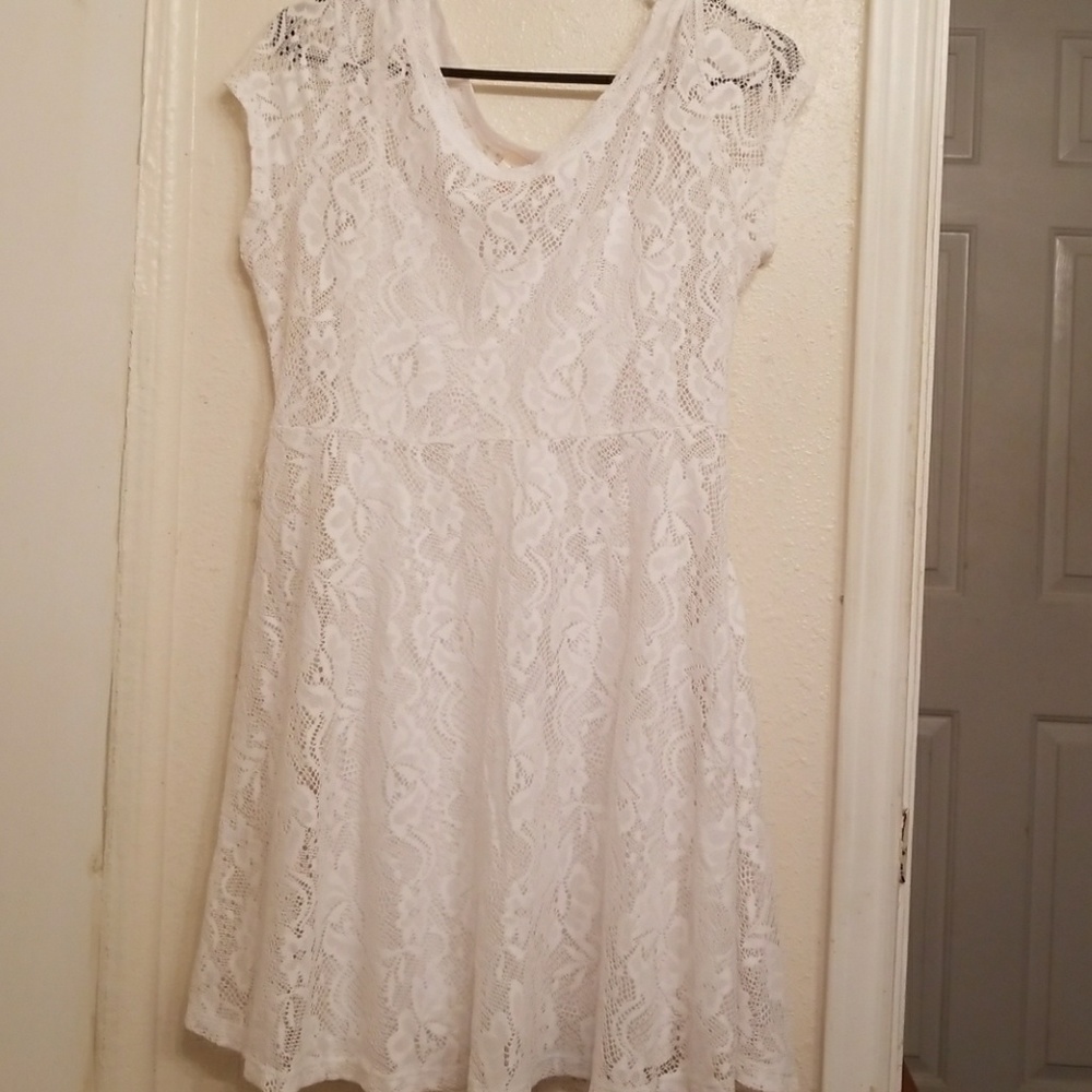 White lace dress