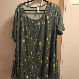 LULAROE Perfect T