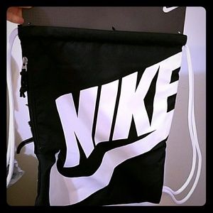BRAND NEW NIKE Drawstring Bag!