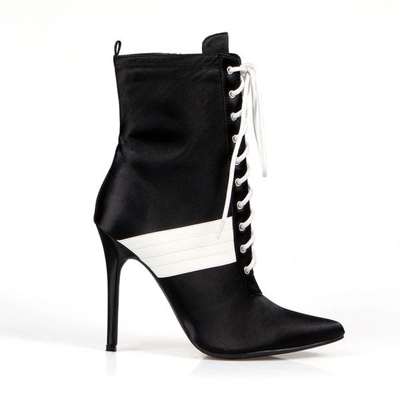 Lace up heeled booties hour sale - Picture 8 of 12