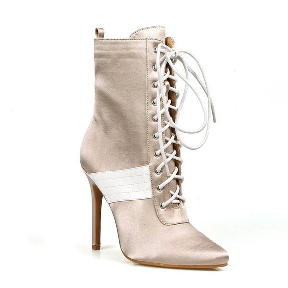 Lace up heeled booties hour sale - Picture 10 of 12