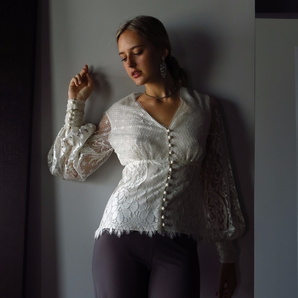 White Lace Bishop Sleeve Blouse - Picture 2 of 4