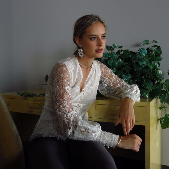 White Lace Bishop Sleeve Blouse - Picture 3 of 4