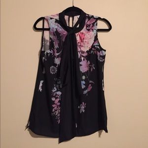 New York & Company flower print shell