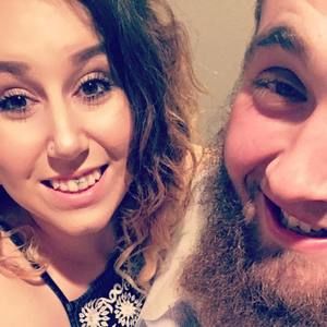 Meet your Posher, Chloe