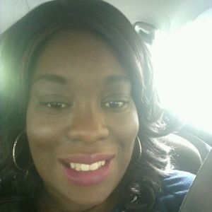 Meet your Posher, Enjoli