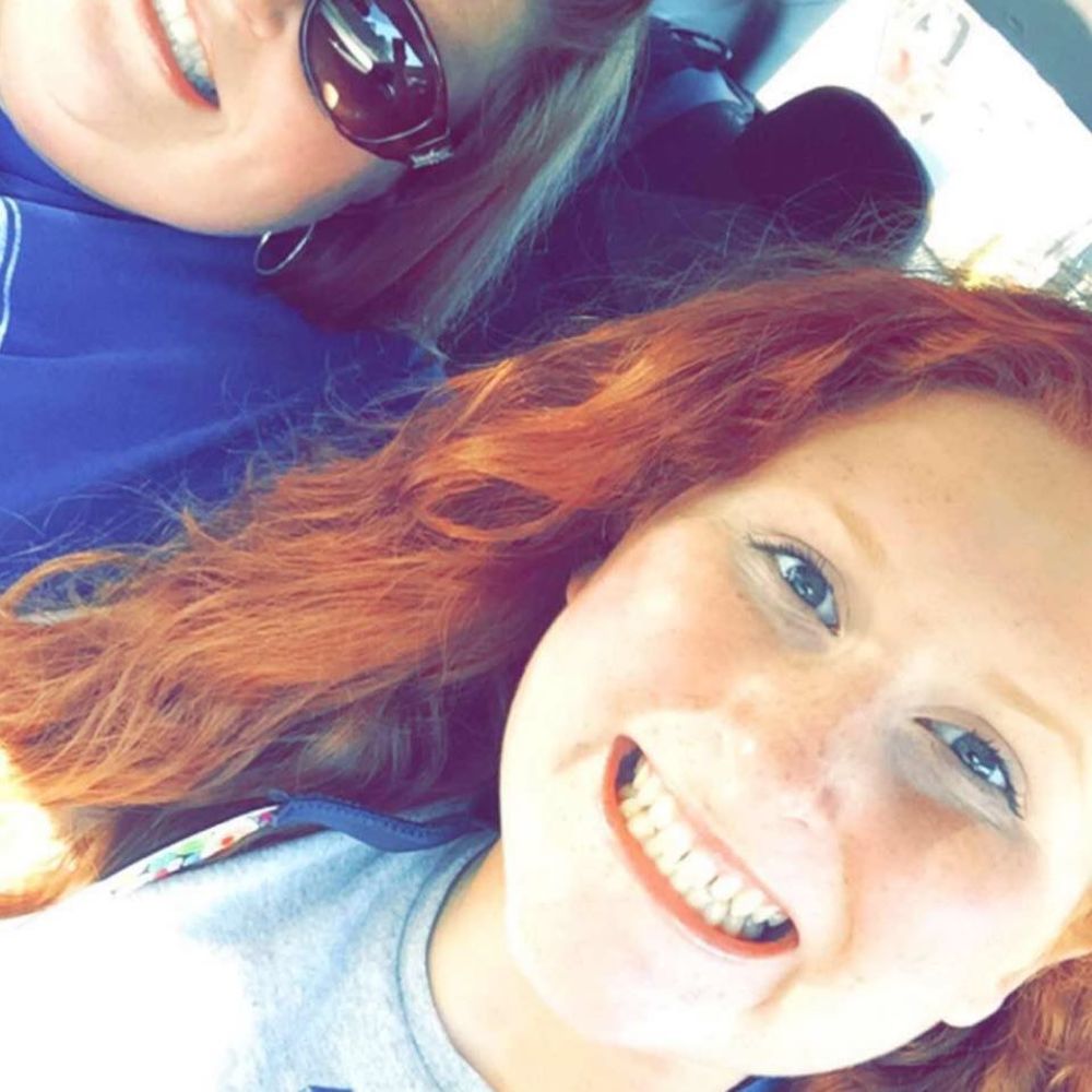 Meet your Posher, Chloe