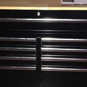 Meet your Posher, Adonika