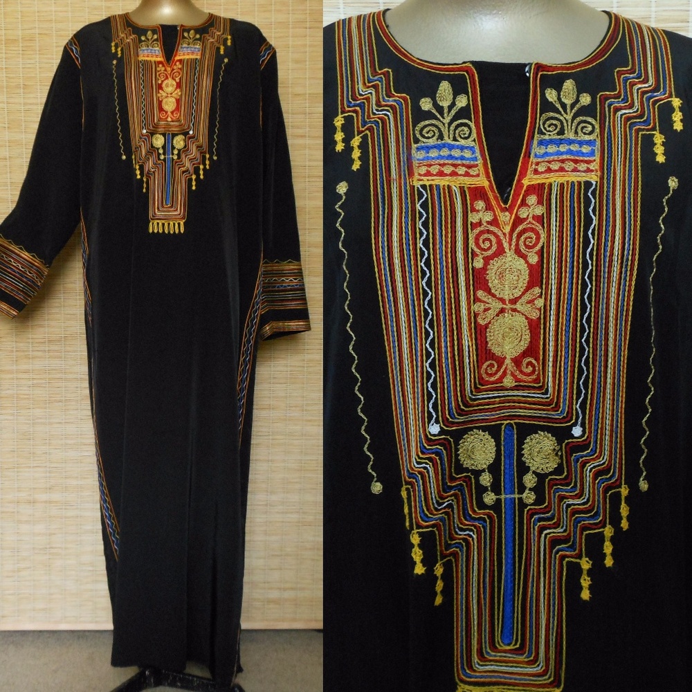 Vintage 70s Embroidered Moroccan Caftan Maxi Dress