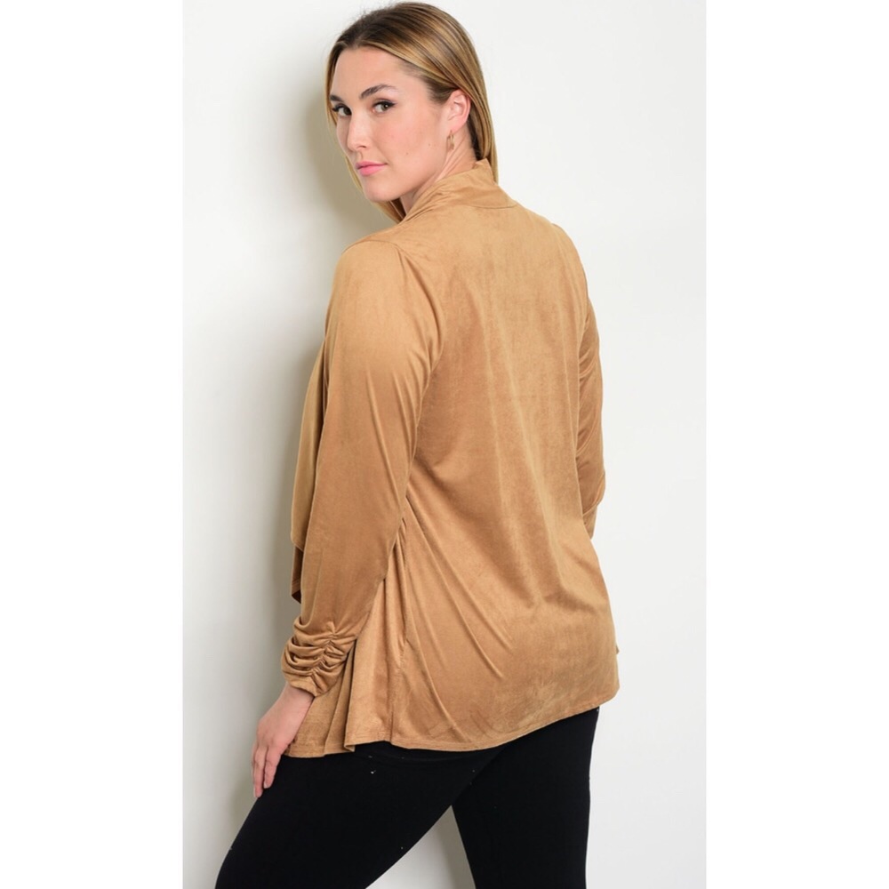 🎉HP🎉Gorgeous Camel Suede Plus Cardigan - Picture 3 of 5