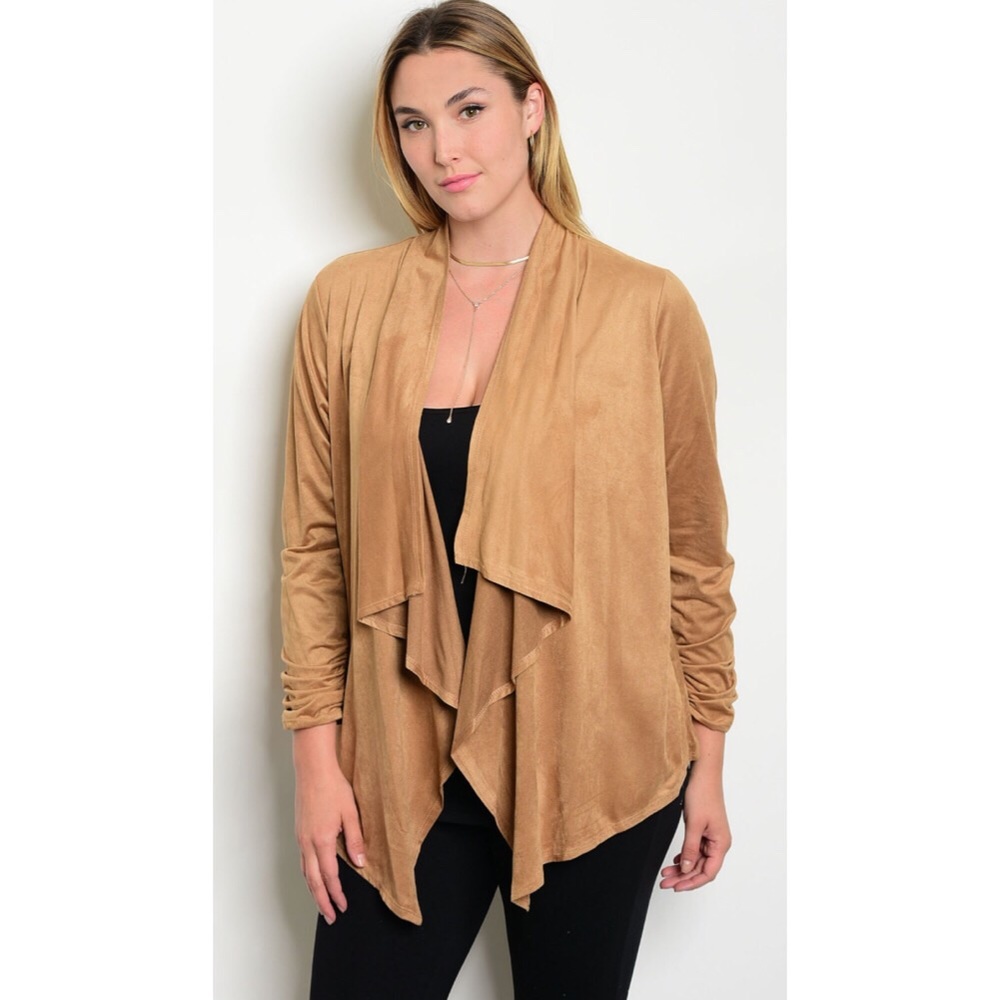 🎉HP🎉Gorgeous Camel Suede Plus Cardigan - Picture 2 of 5