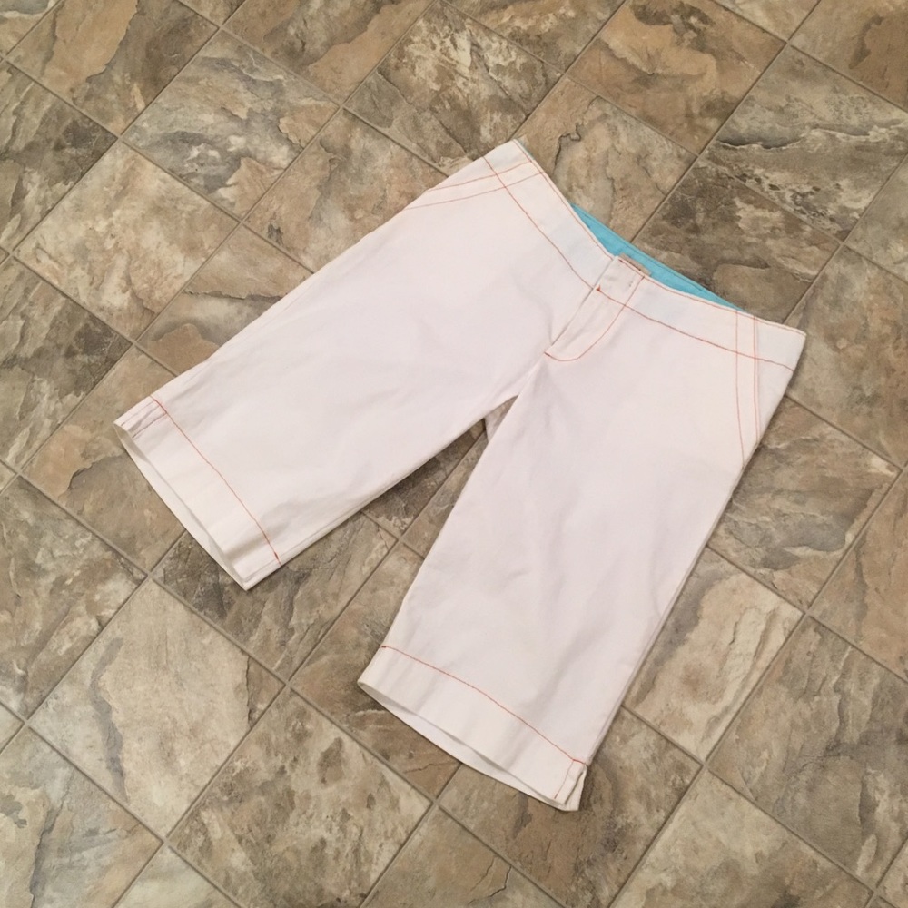 SCOTT White Bermuda Shorts