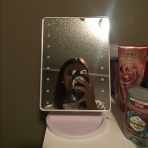 Led light make up mirror