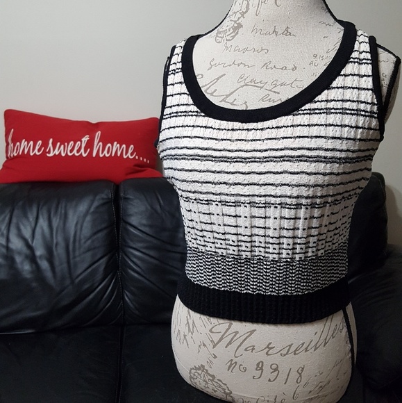 St. John Tops - St John knit off white and black tank top