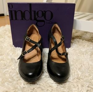 Clarks Flyrt Rouge Black Leather Pump