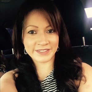 Meet your Posher, Marisa