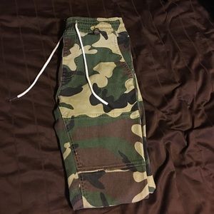 CAMO zipped pants
