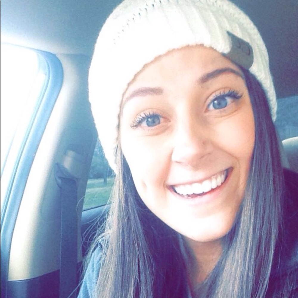 Meet your Posher, Bailey