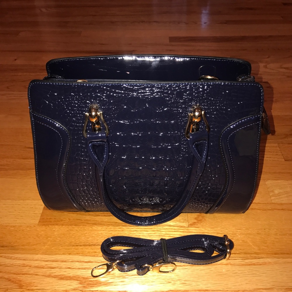 Hynes Eagle Crocodile Pattern Tote Bag