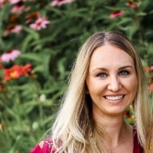 Meet your Posher, Sara