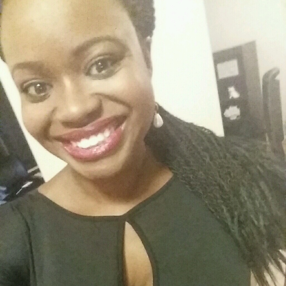 Meet your Posher, Kayla